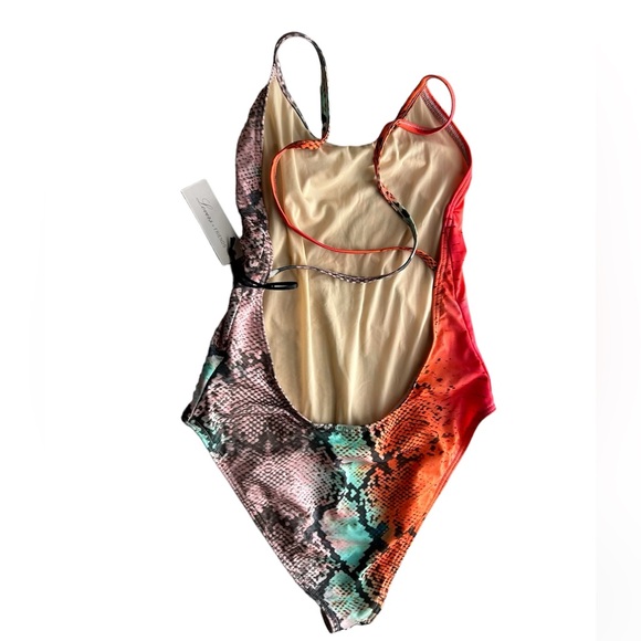 NWT Lovers + Friends Simple Times Swimsuit - Picture 5 of 10